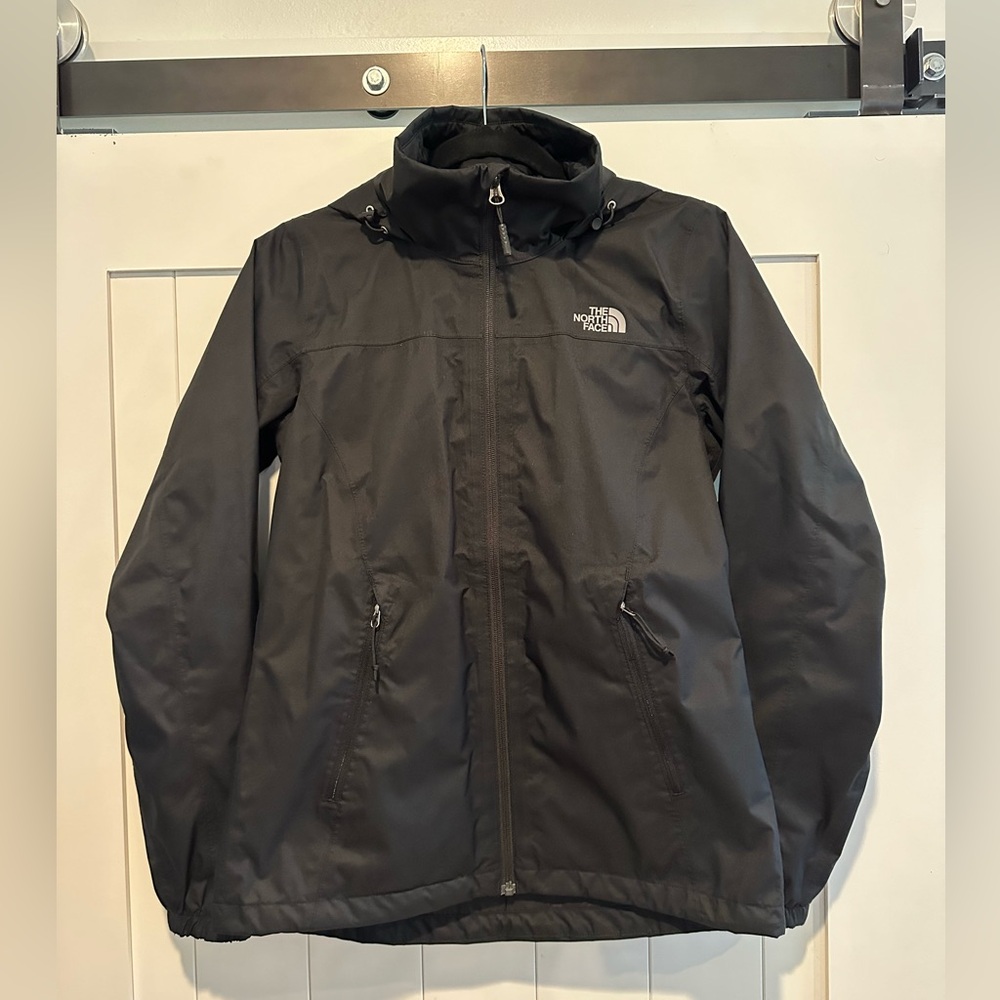 The North Face Women’s Black Rain Jacket Small